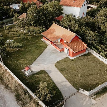 Vikendica Castanea Banja Zdrelo Vila Petrovac na Mlavi Exterior foto